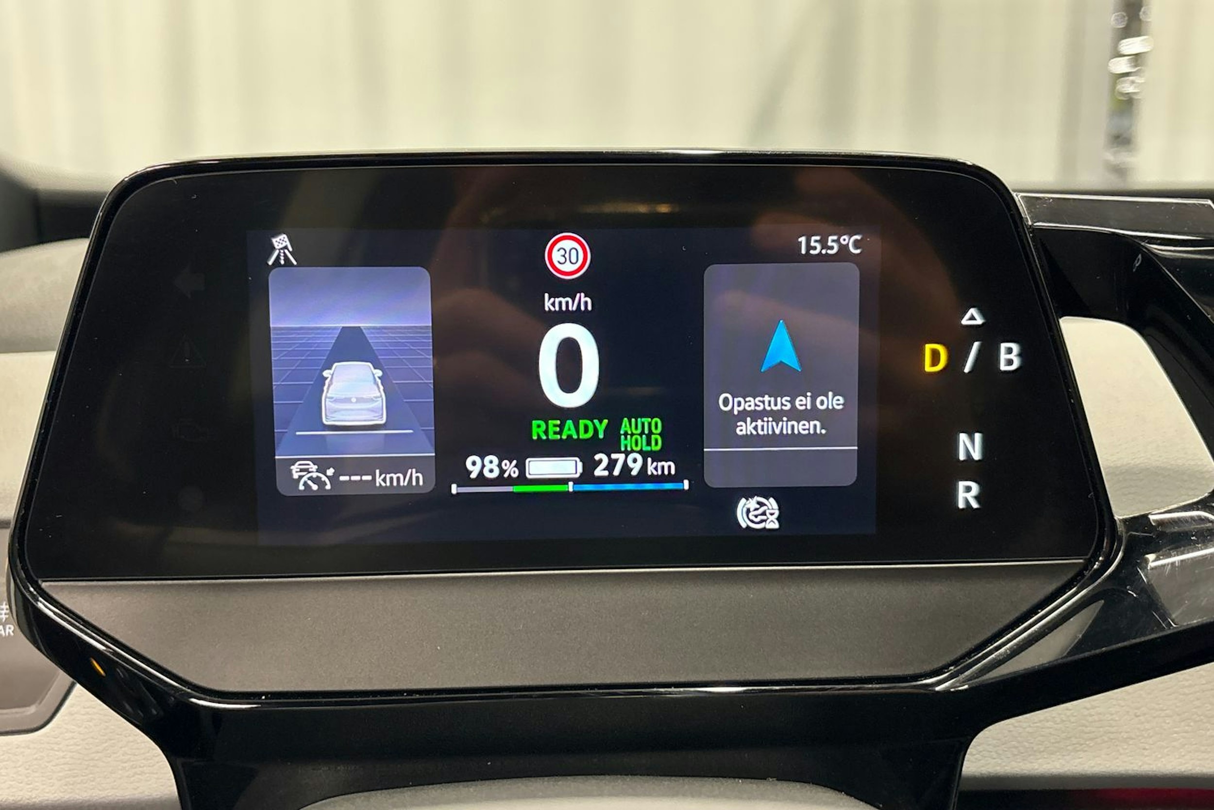 valkoinen Volkswagen ID.3 2023 kuva 21.