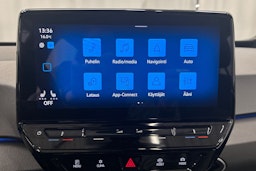 punainen Volkswagen ID.3 2023 kuva 23.