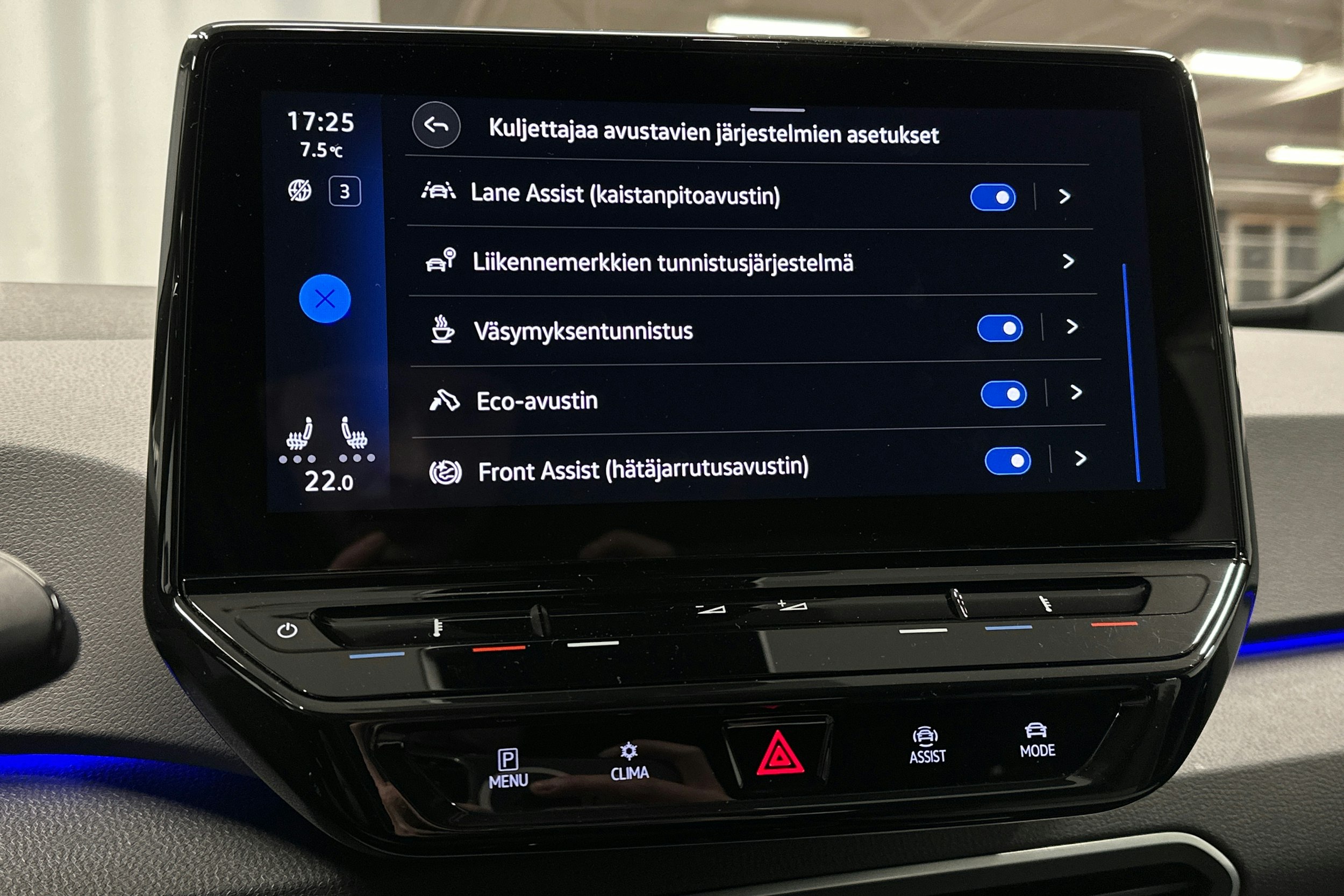 harmaa Volkswagen ID.3 2023 kuva 25.