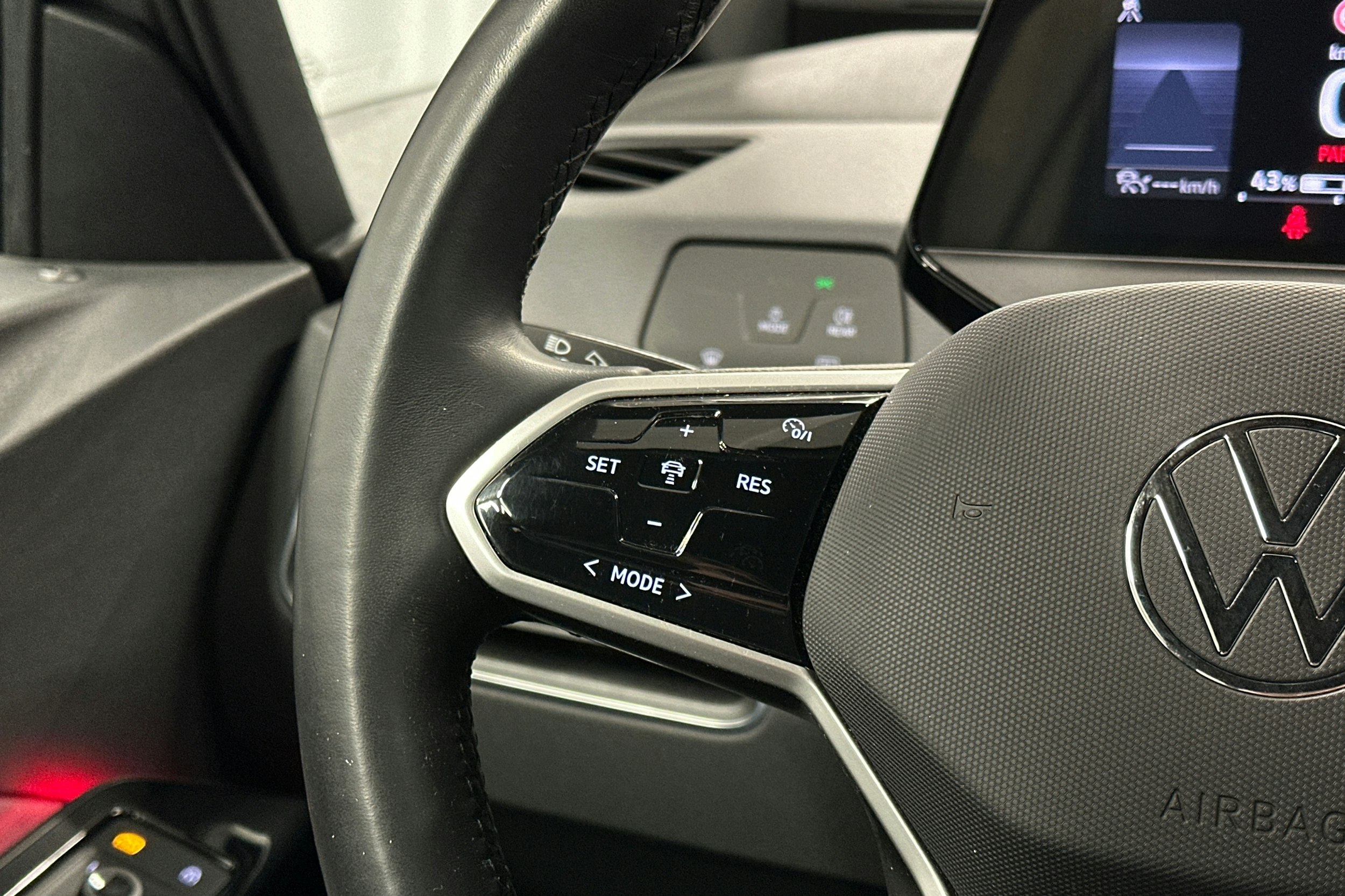 harmaa Volkswagen ID.3 2023 kuva 17.