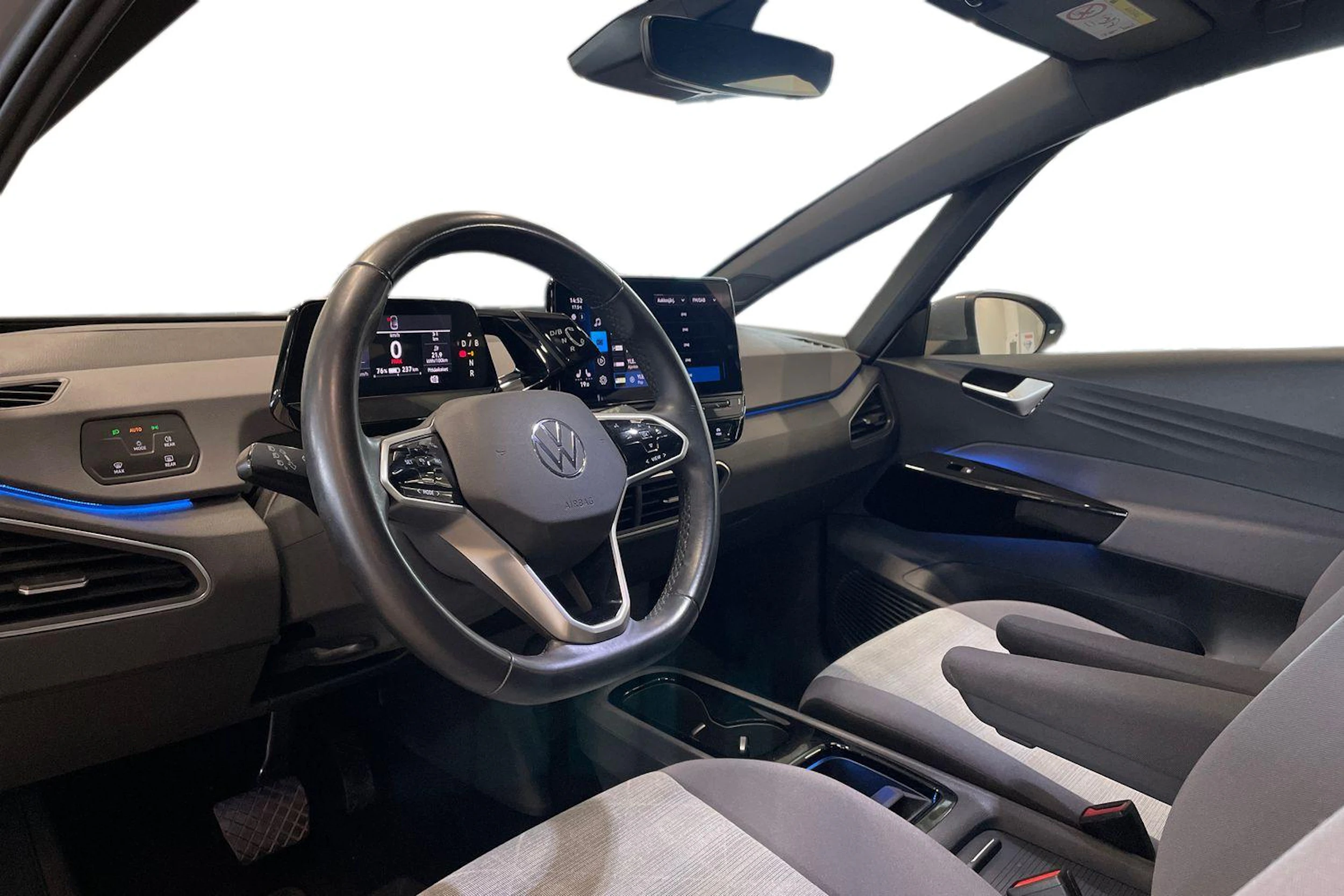 harmaa Volkswagen ID.3 2023 kuva 6.