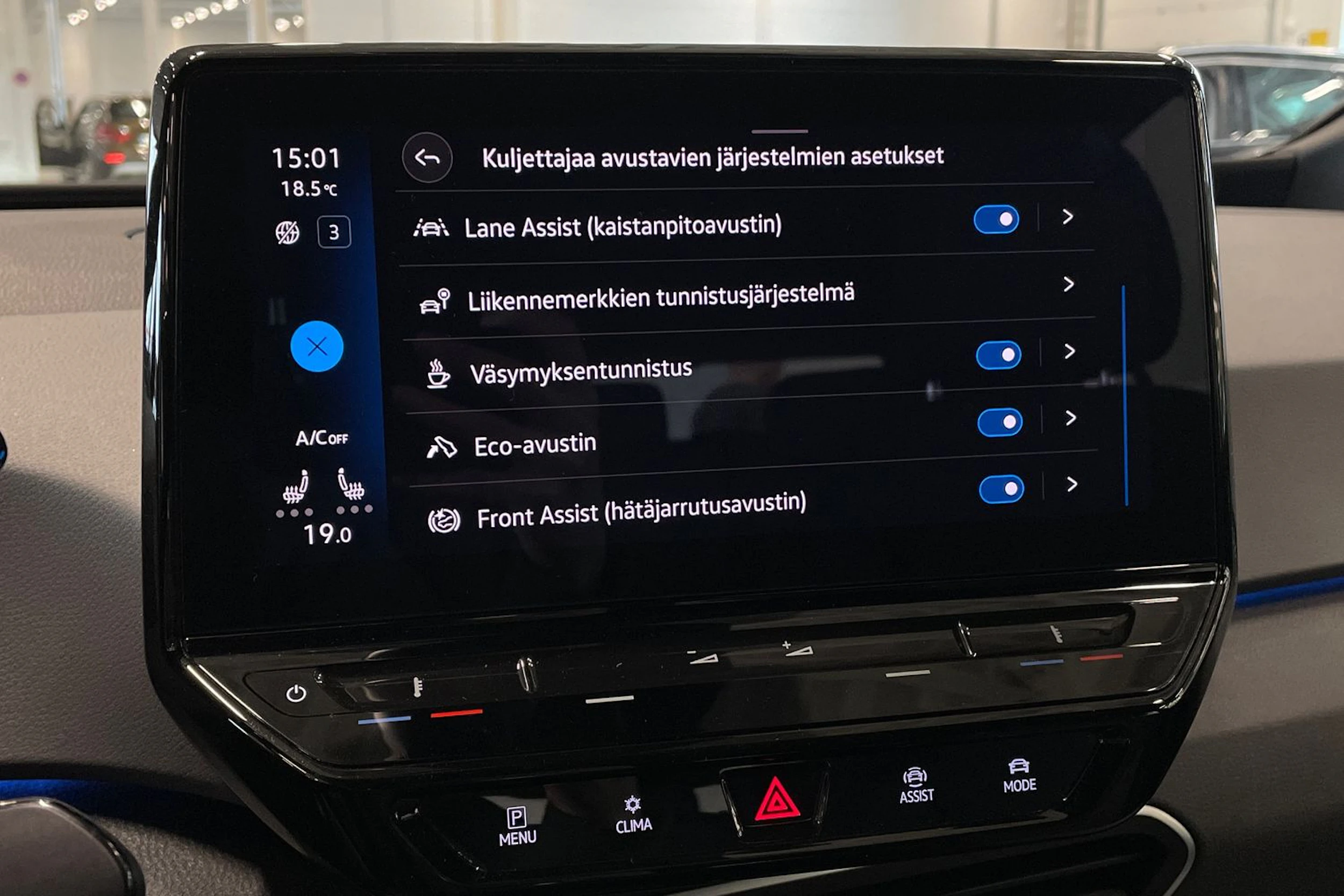 harmaa Volkswagen ID.3 2023 kuva 24.