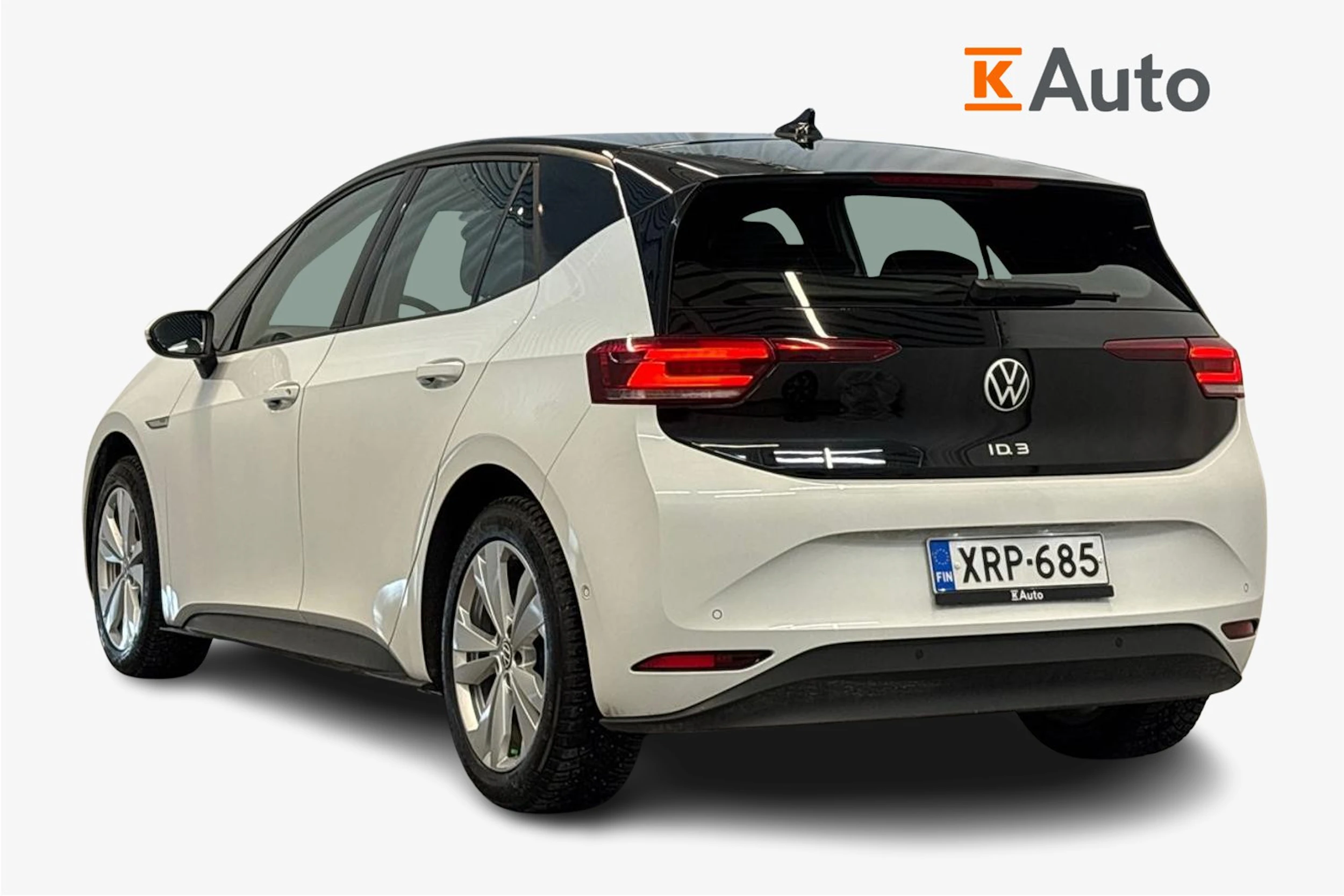 valkoinen Volkswagen ID.3 2023 kuva 2.