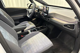 valkoinen Volkswagen ID.3 2023 kuva 13.