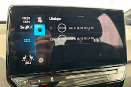 valkoinen Volkswagen ID.3 2023 kuva 19.