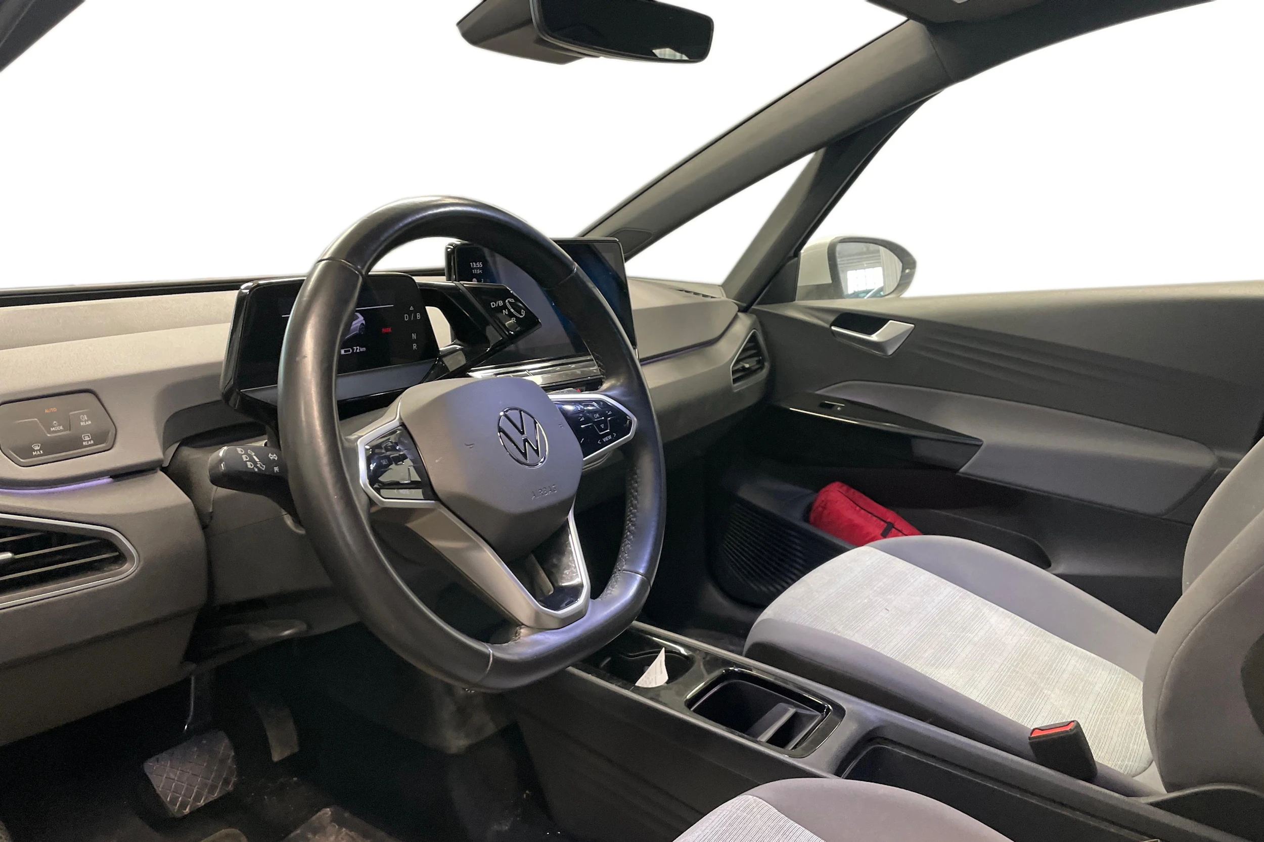 valkoinen Volkswagen ID.3 2023 kuva 3.