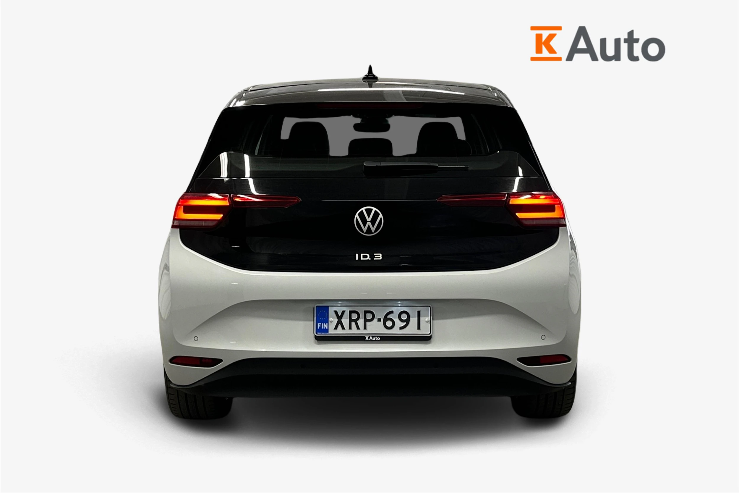 valkoinen Volkswagen ID.3 2023 kuva 4.