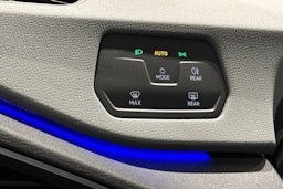 harmaa Volkswagen ID.3 2023 kuva 16.