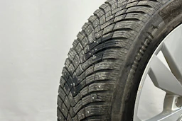 harmaa Volkswagen ID.3 2023 kuva 26.