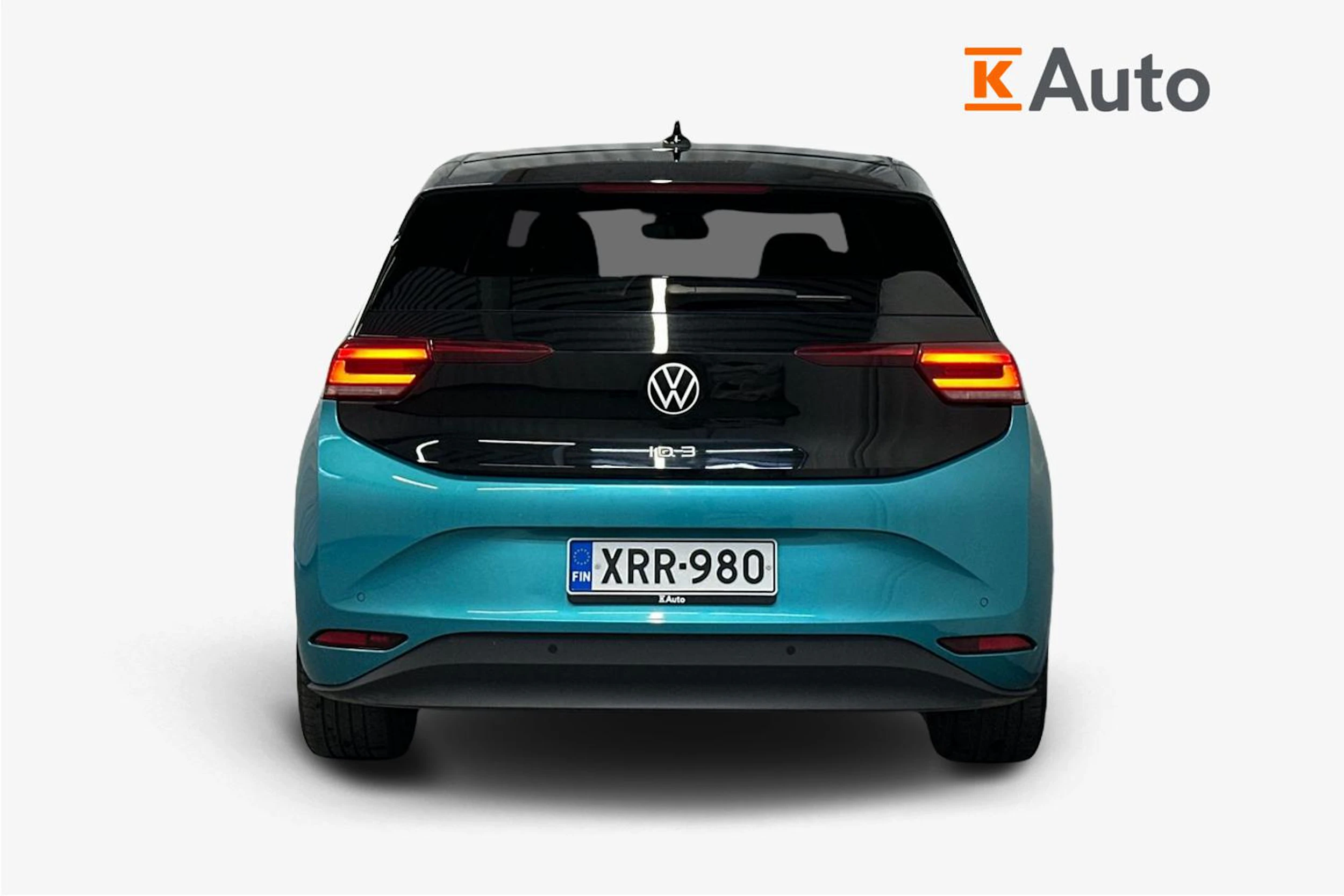 sininen Volkswagen ID.3 2023 kuva 3.