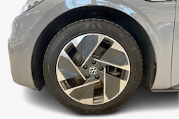 harmaa Volkswagen ID.3 2023 kuva 9.