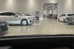 harmaa Volkswagen ID.3 2023 kuva 13.