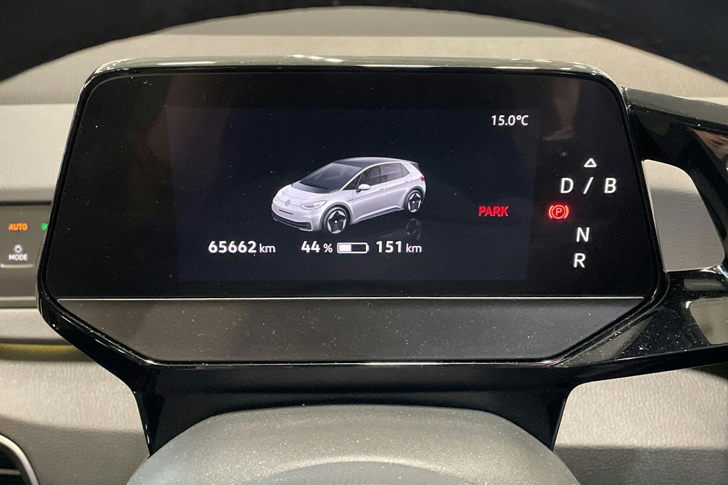 harmaa Volkswagen ID.3 2023 kuva 19.