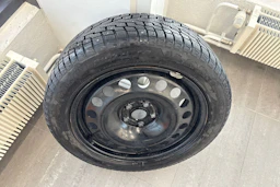harmaa Volkswagen ID.3 2023 kuva 10.