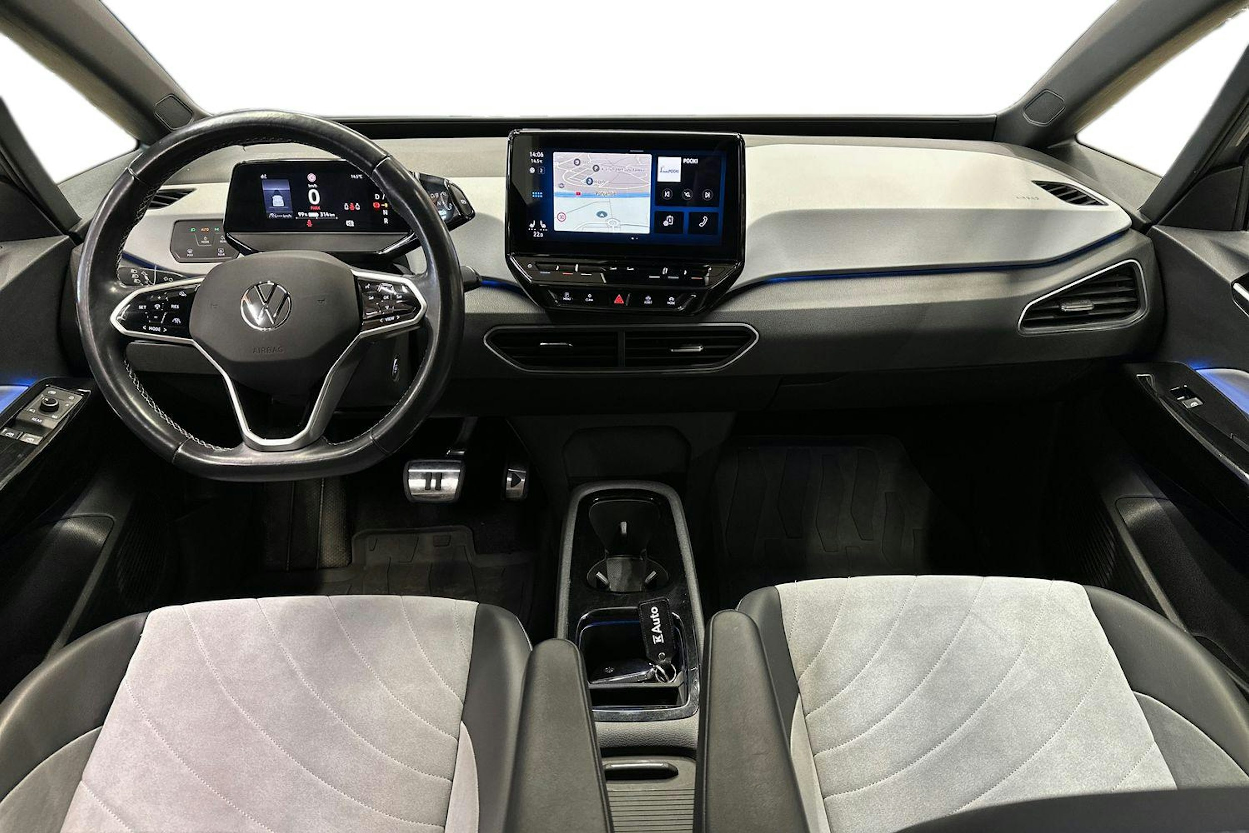 harmaa Volkswagen ID.3 2023 kuva 9.