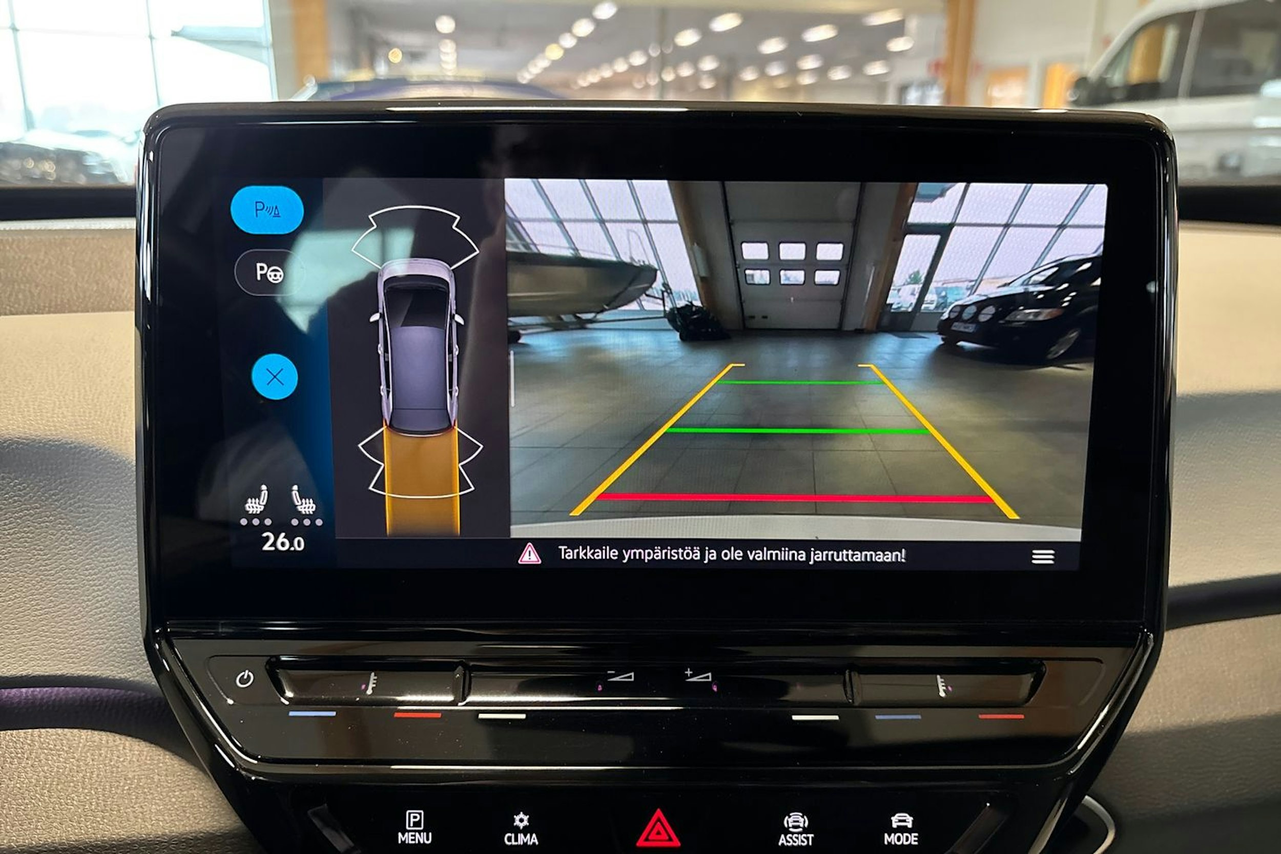 Valkoinen Volkswagen ID.3 2023 kuva 12.