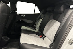 valkoinen Volkswagen ID.3 2023 kuva 8.