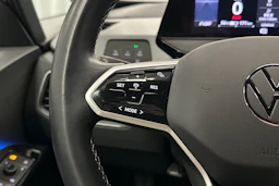 valkoinen Volkswagen ID.3 2023 kuva 14.