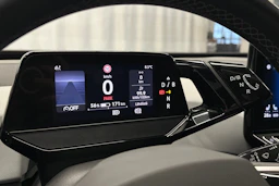 valkoinen Volkswagen ID.3 2023 kuva 17.