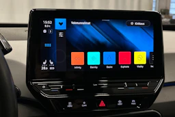 valkoinen Volkswagen ID.3 2023 kuva 24.