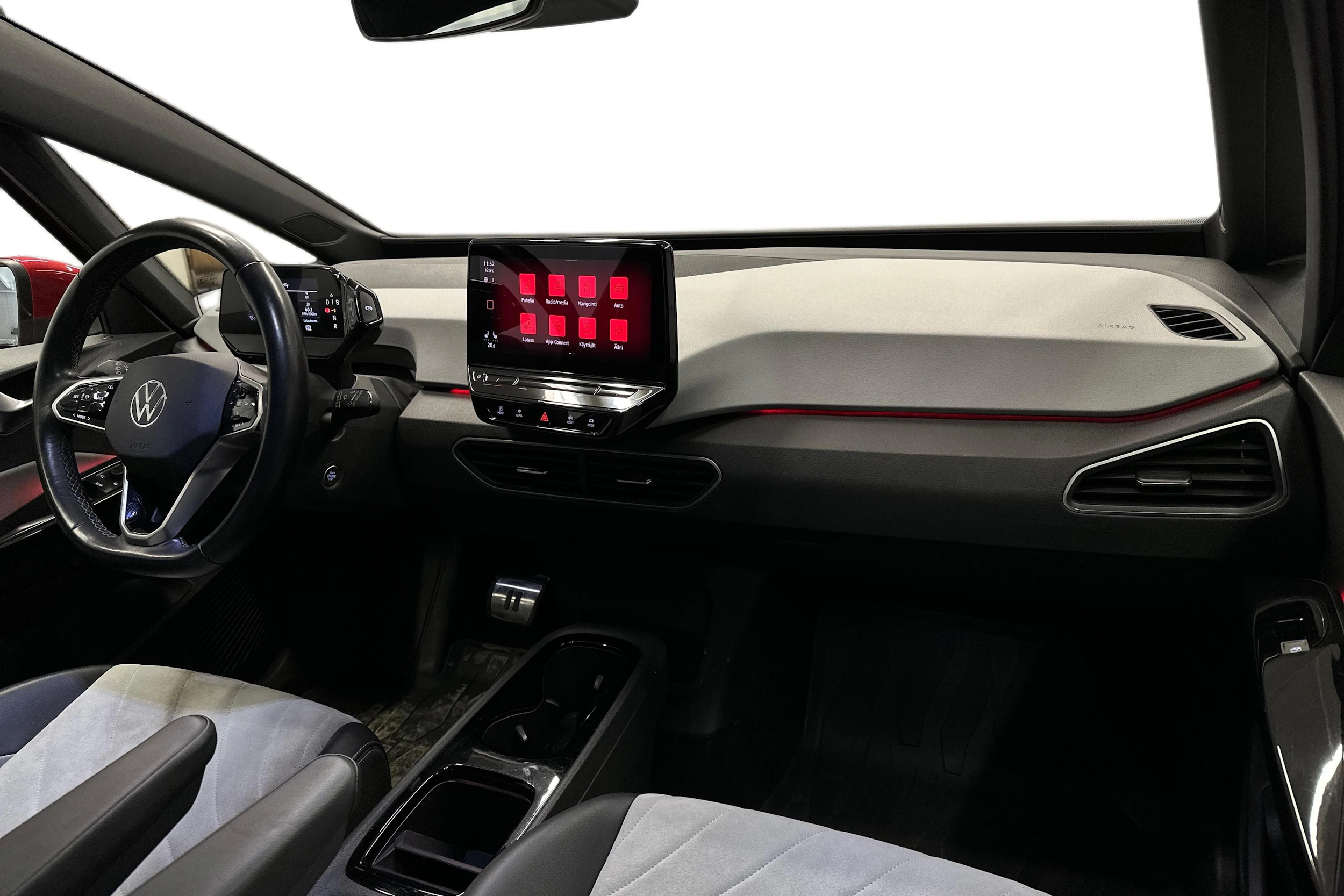 punainen Volkswagen ID.3 2023 kuva 7.