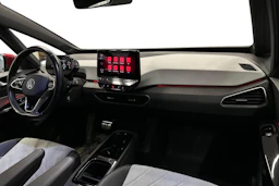 punainen Volkswagen ID.3 2023 kuva 7.