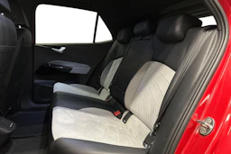 punainen Volkswagen ID.3 2023 kuva 8.