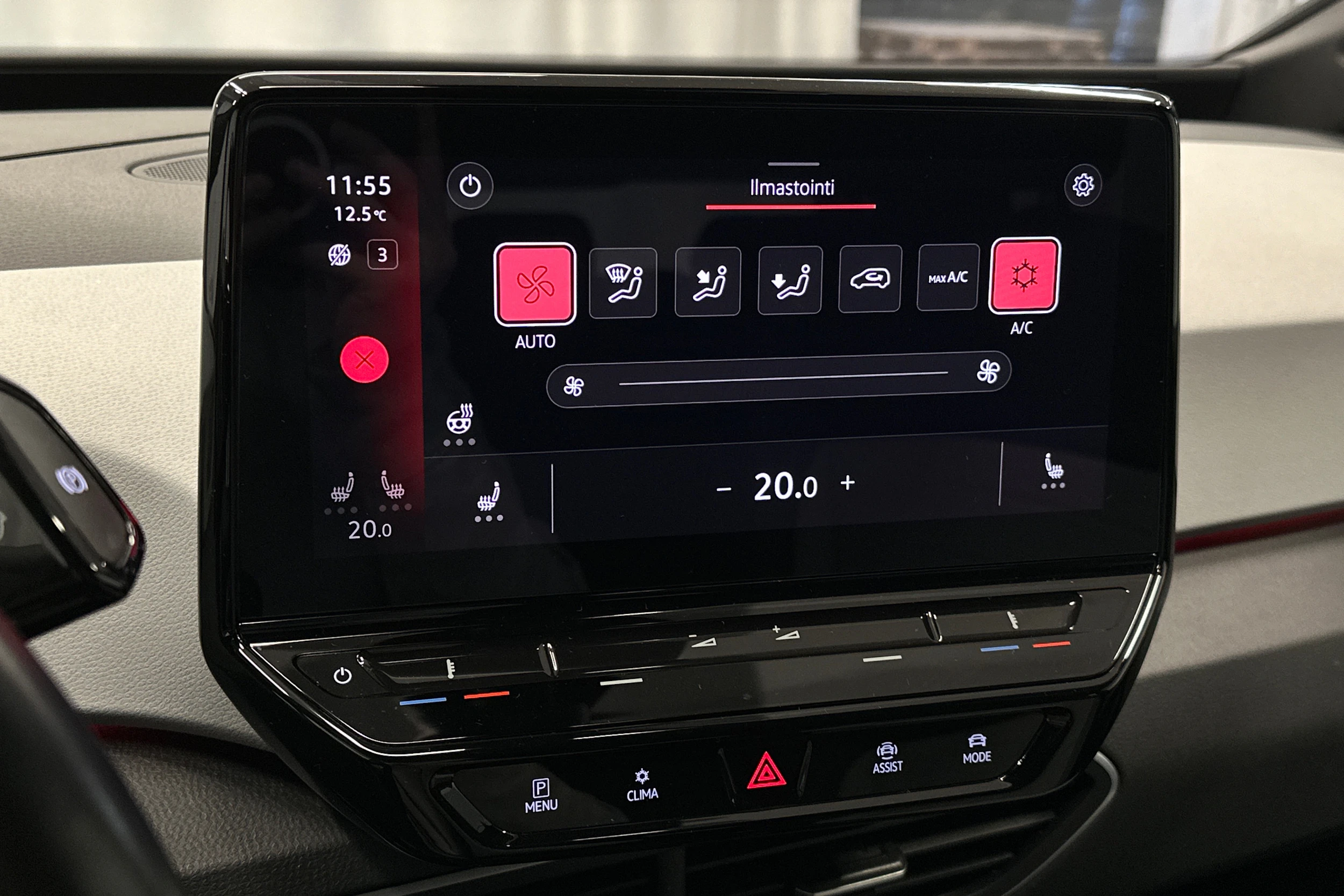 punainen Volkswagen ID.3 2023 kuva 25.