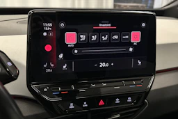 punainen Volkswagen ID.3 2023 kuva 25.