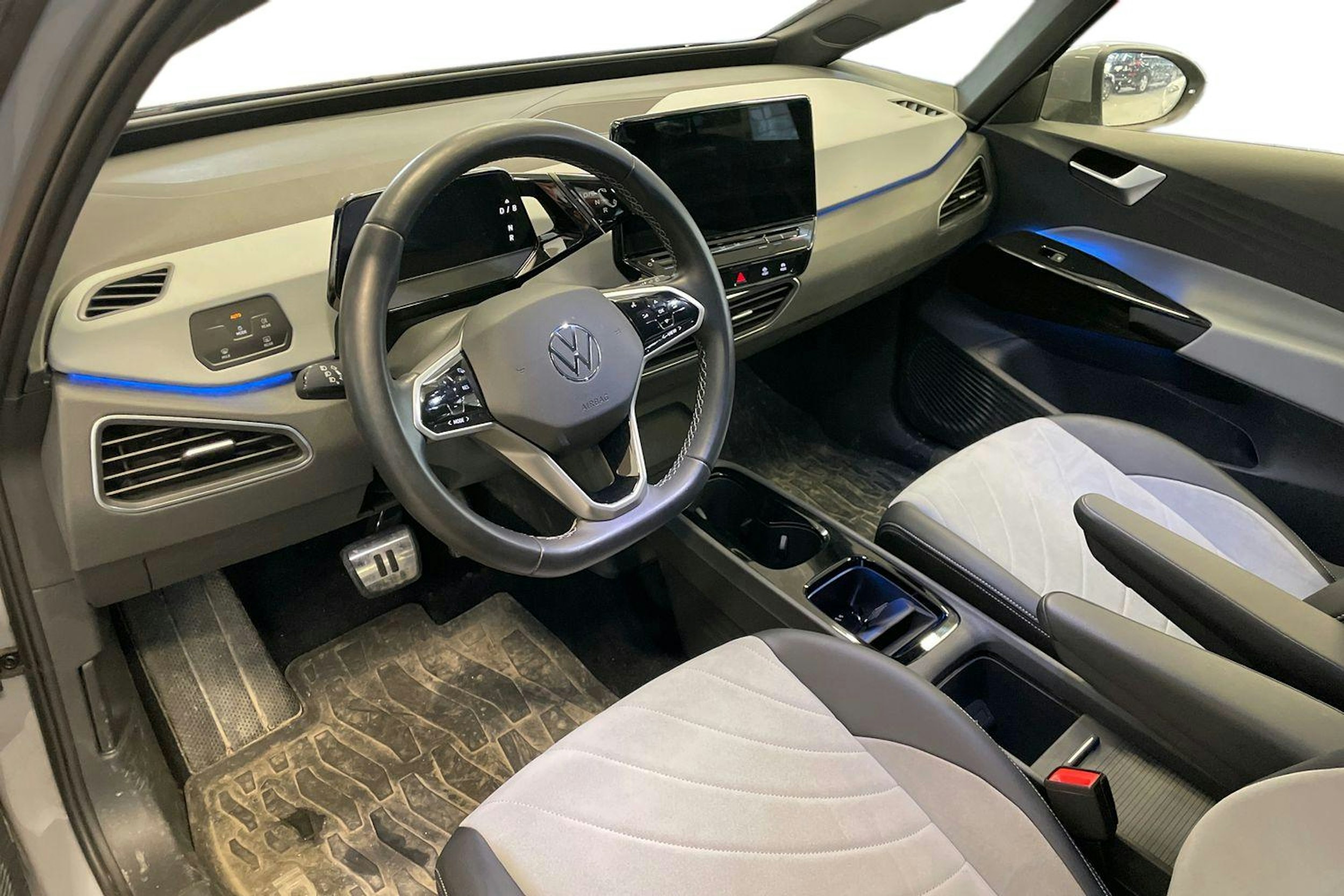 harmaa Volkswagen ID.3 2023 kuva 3.