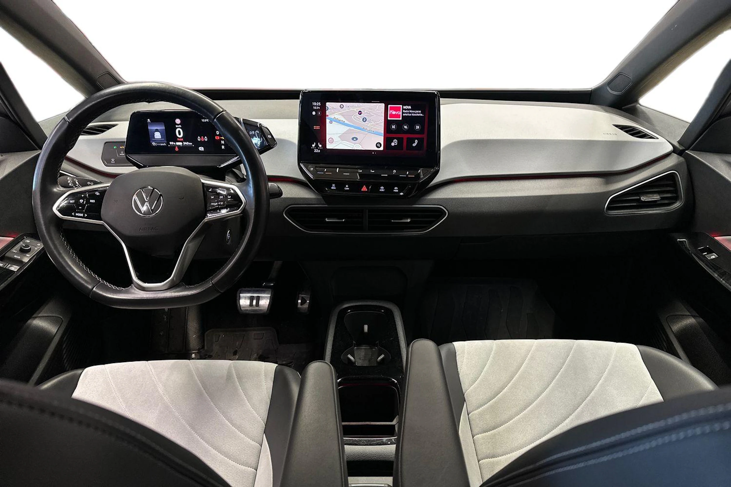 harmaa Volkswagen ID.3 2023 kuva 7.