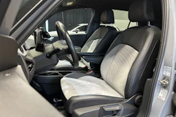 harmaa Volkswagen ID.3 2023 kuva 13.