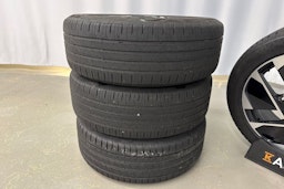 harmaa Volkswagen ID.3 2023 kuva 19.