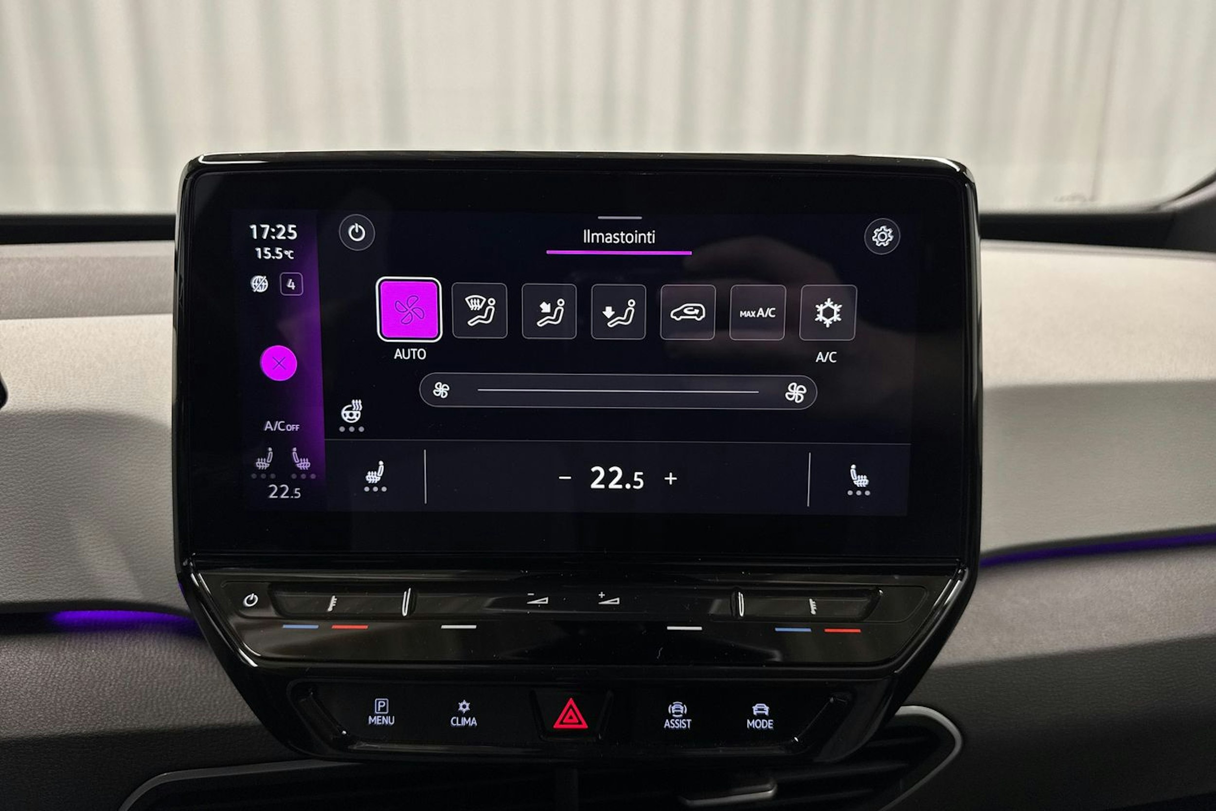 harmaa Volkswagen ID.3 2023 kuva 27.