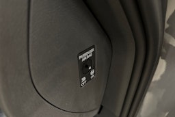 harmaa Volkswagen ID.3 2023 kuva 35.