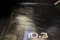 harmaa Volkswagen ID.3 2023 kuva 36.