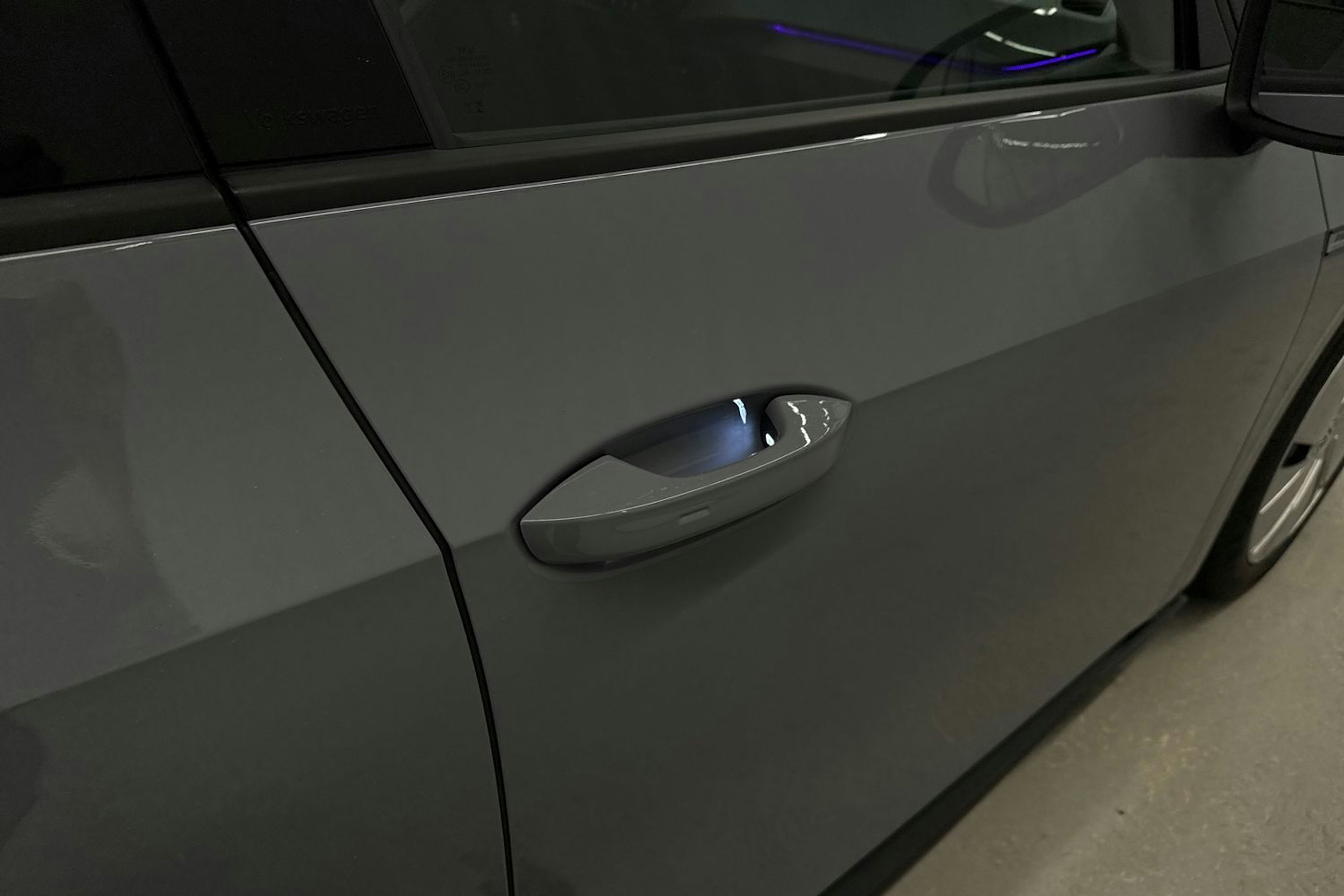 harmaa Volkswagen ID.3 2023 kuva 37.