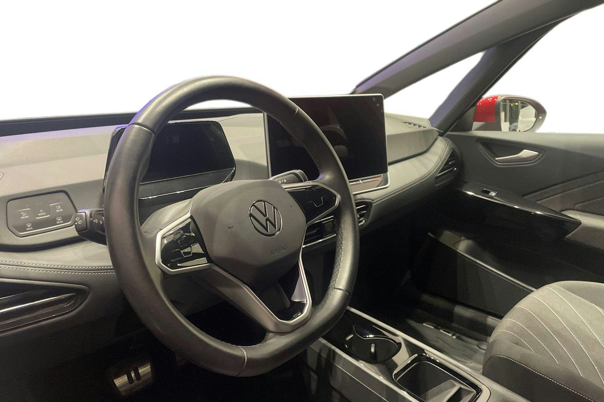 punainen Volkswagen ID.3 2024 kuva 6.