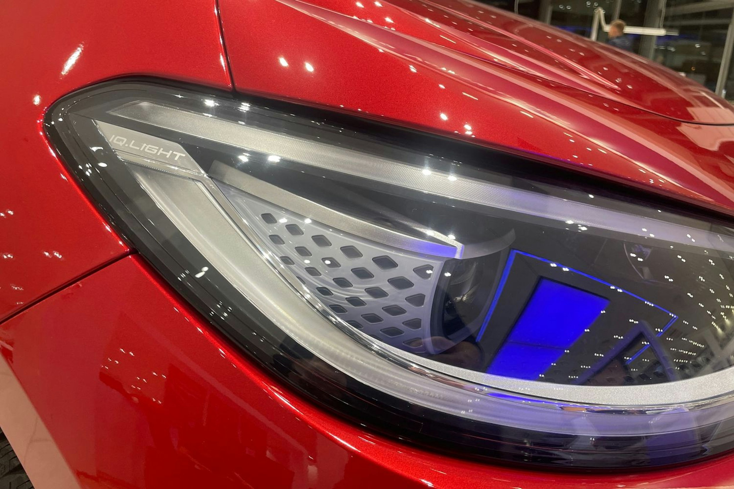 punainen Volkswagen ID.3 2024 kuva 11.