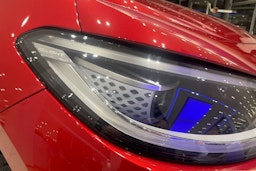 punainen Volkswagen ID.3 2024 kuva 11.