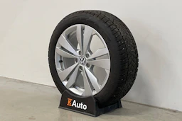 harmaa Volkswagen ID.3 2024 kuva 10.