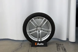 vihreä Volkswagen ID.3 2024 kuva 11.
