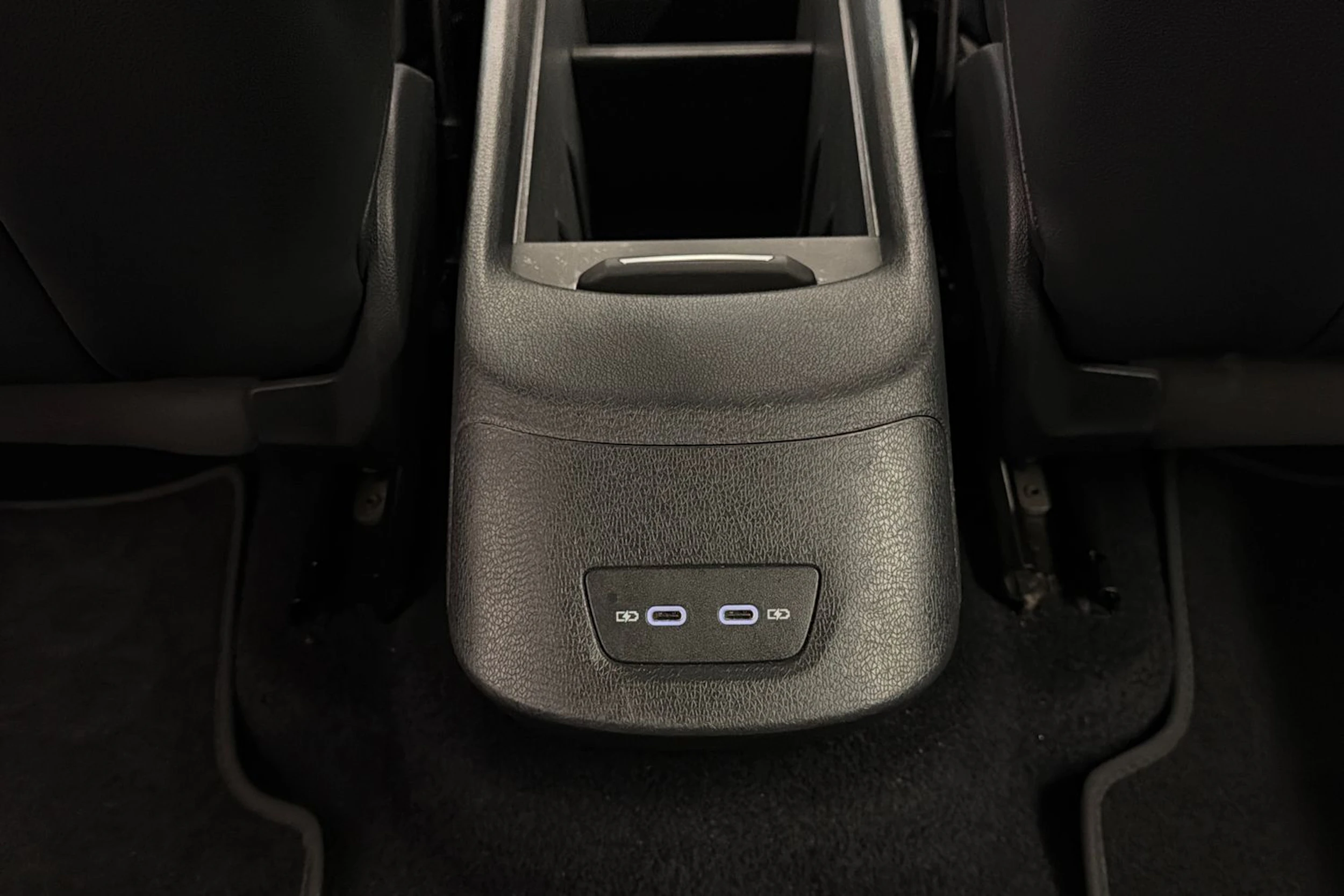 vihreä Volkswagen ID.3 2024 kuva 14.