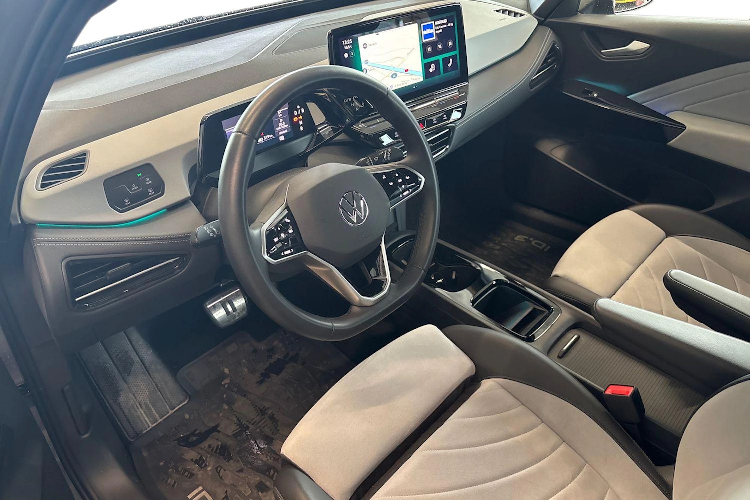 harmaa Volkswagen ID.3 2024 kuva 3.