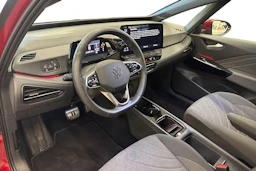 punainen Volkswagen ID.3 2024 kuva 6.