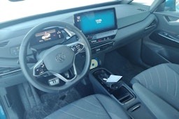 sininen Volkswagen ID.3 2024 kuva 3.