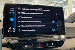 sininen Volkswagen ID.3 2024 kuva 30.