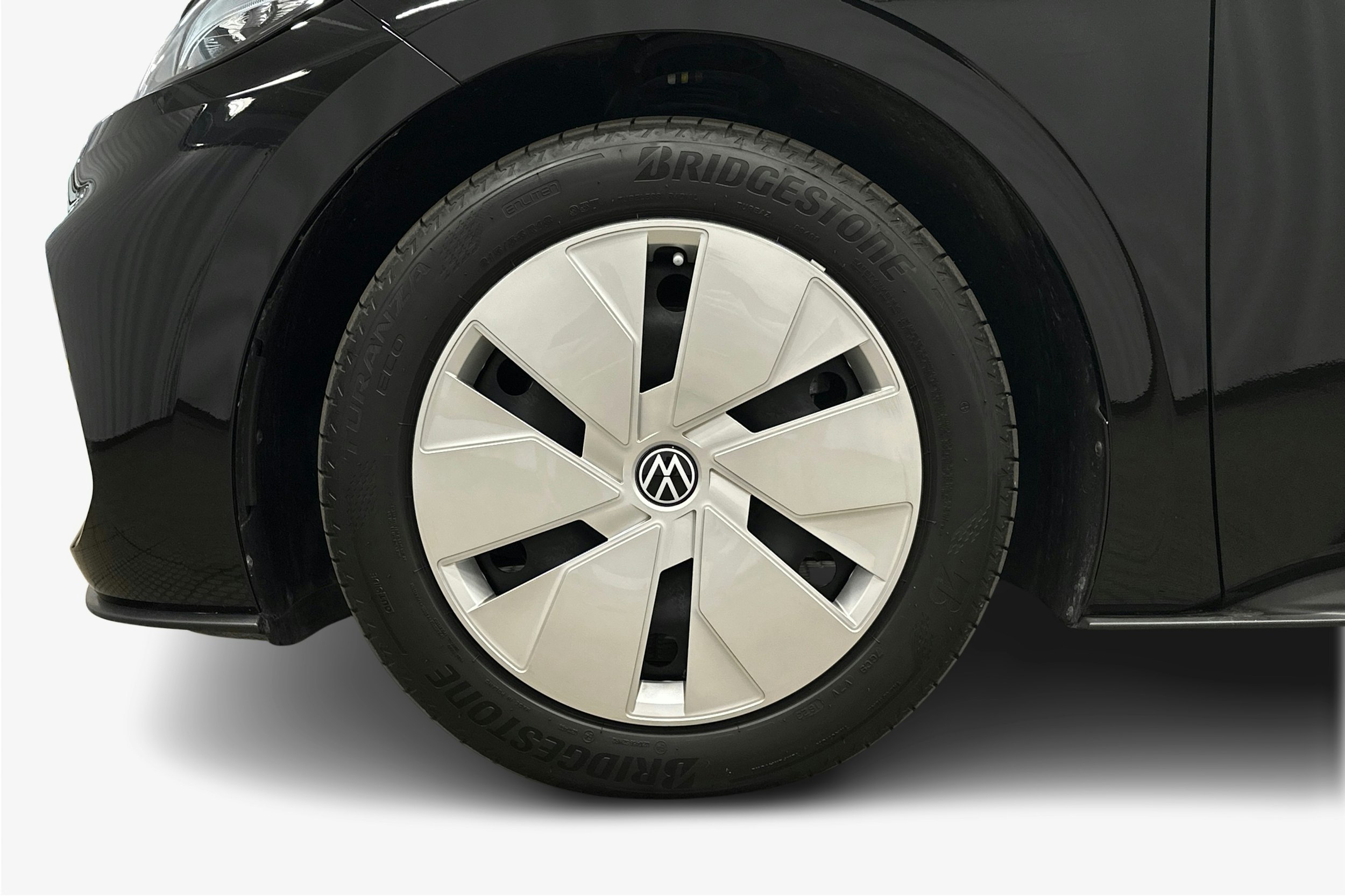 musta Volkswagen ID.3 2024 kuva 11.