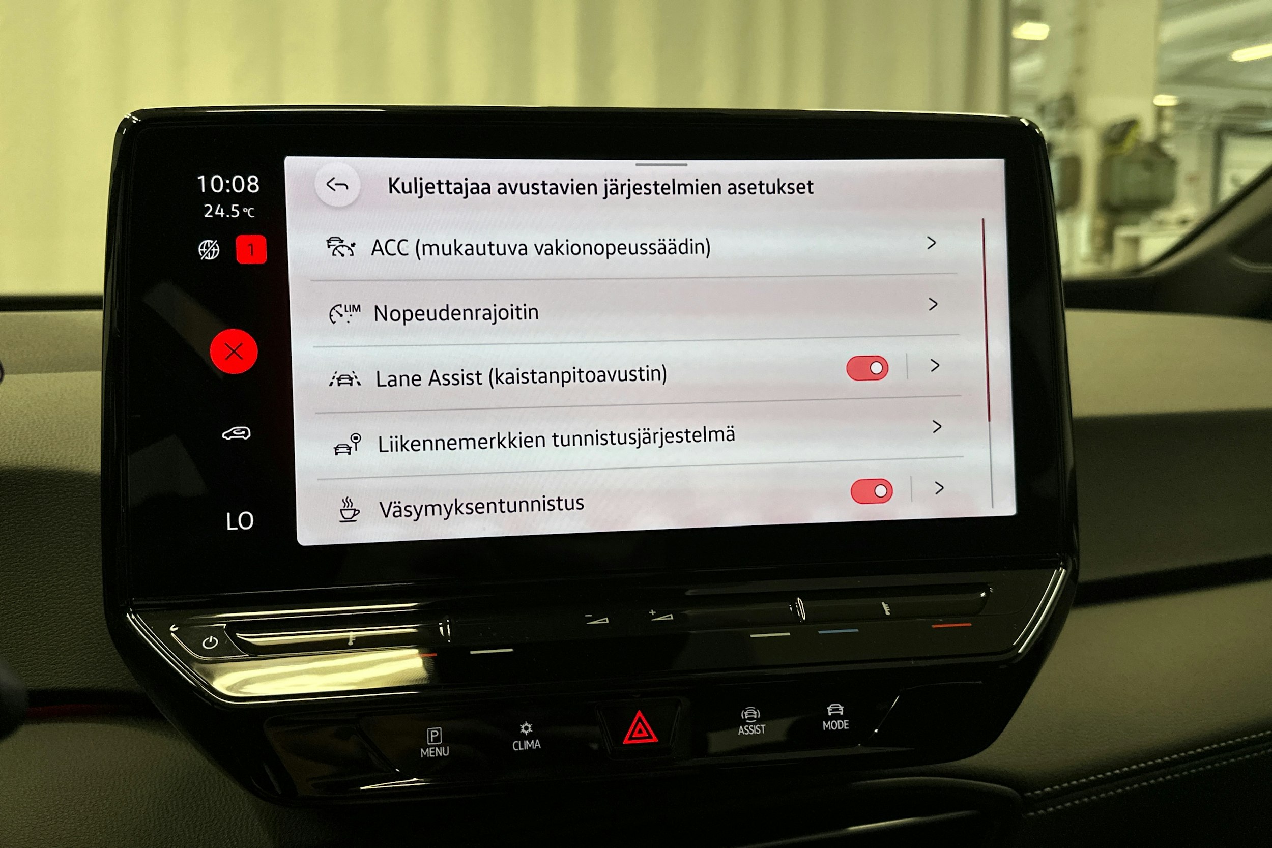 musta Volkswagen ID.3 2024 kuva 24.