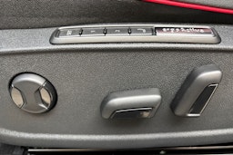 valkoinen Volkswagen ID.3 2025 kuva 15.